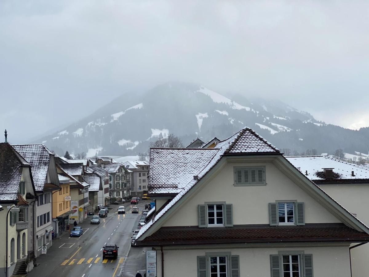 Hotel Adler Schupfheim Exterior foto